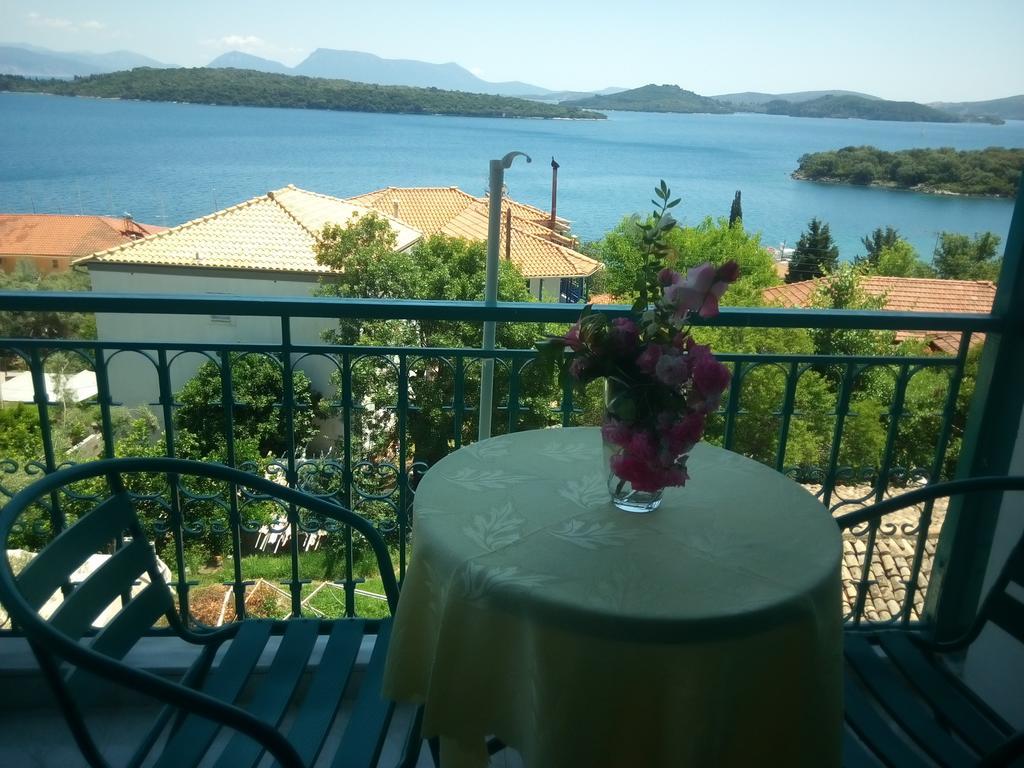 Bella Vista Aparthotel Nydri  Bagian luar foto