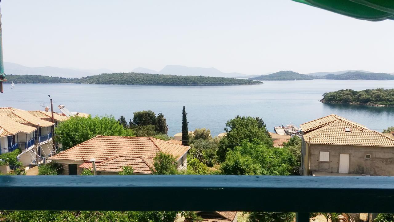 Bella Vista Aparthotel Nydri  Bagian luar foto
